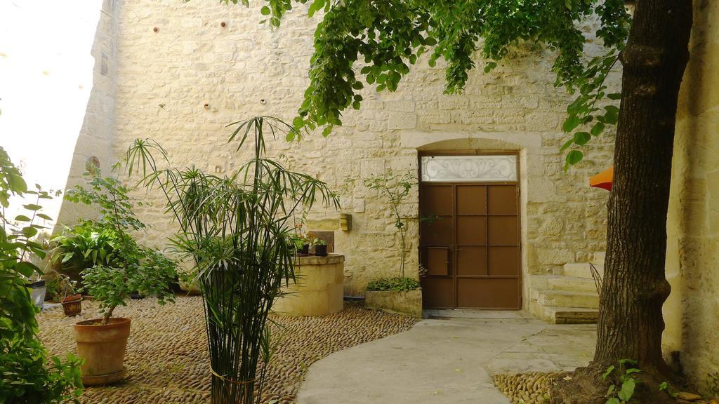 Gîtes la Tarente Montfrin Habitación foto