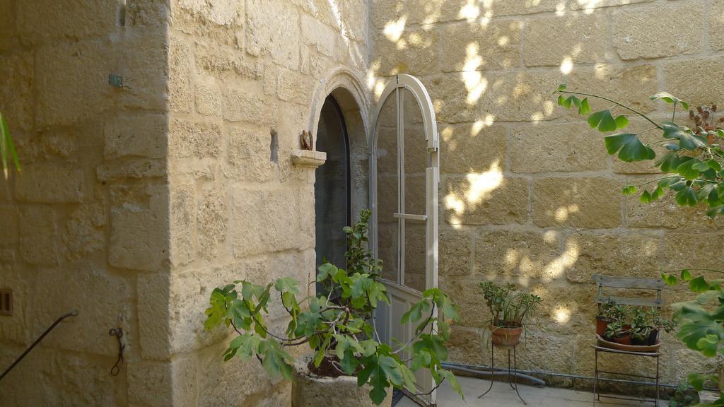 Gîtes la Tarente Montfrin Habitación foto